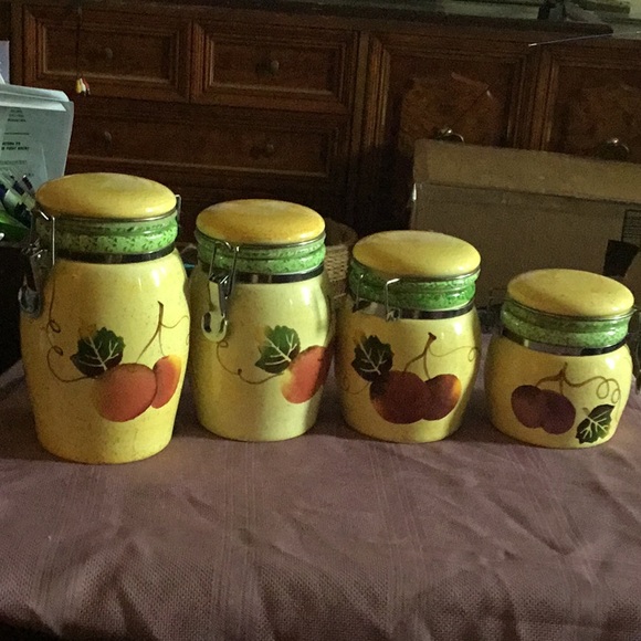 4 piece ceramic canister set - Picture 1 of 8